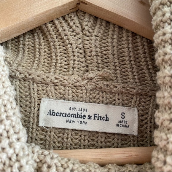 🍂fall drop 🍂 Abercrombie Turtleneck Sweater Beige caramel - Picture 2 of 3